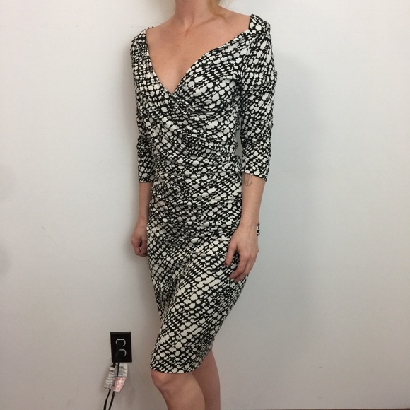 Diane Von Furstenberg Dresses & Skirts - DVF Bentley SJ Silk Black White Printed Midi Dress